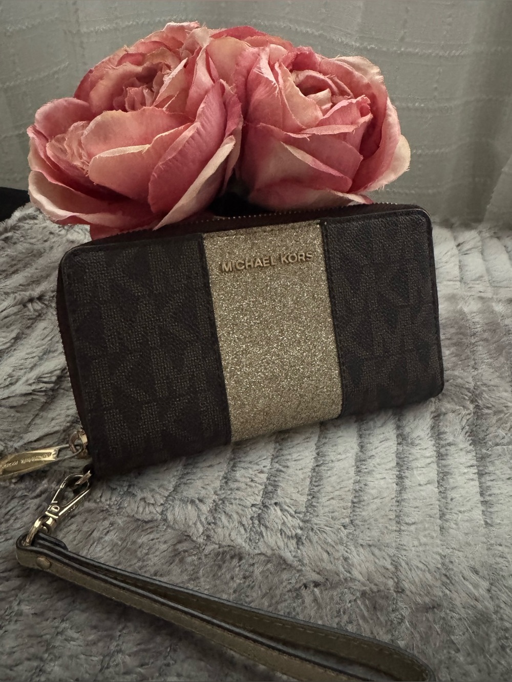 Michael Kors Brown & Gold Glitter Signature Wristlet Wallet